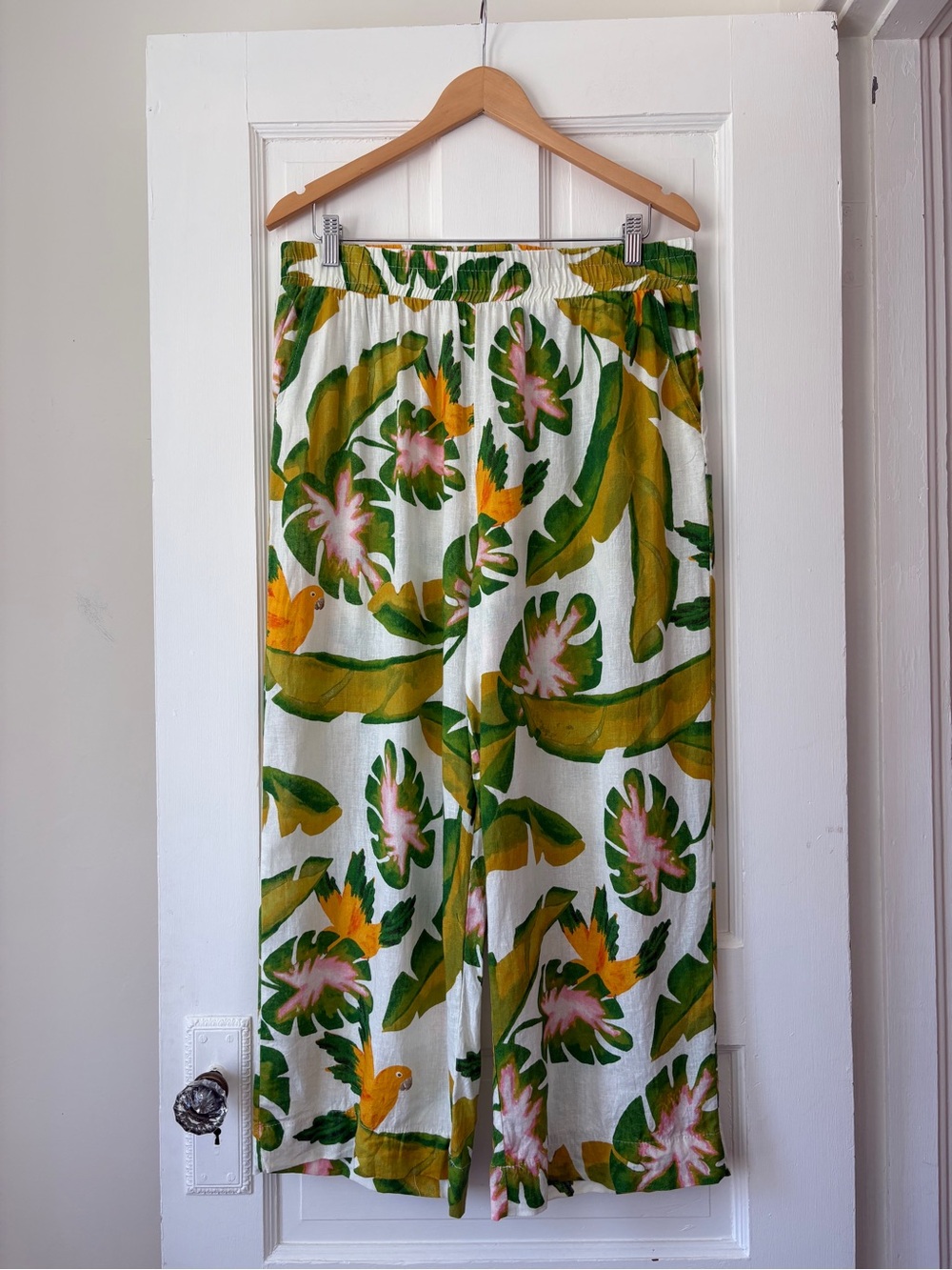 Tropical Print Wide Leg Pants - Picture 2 of 10